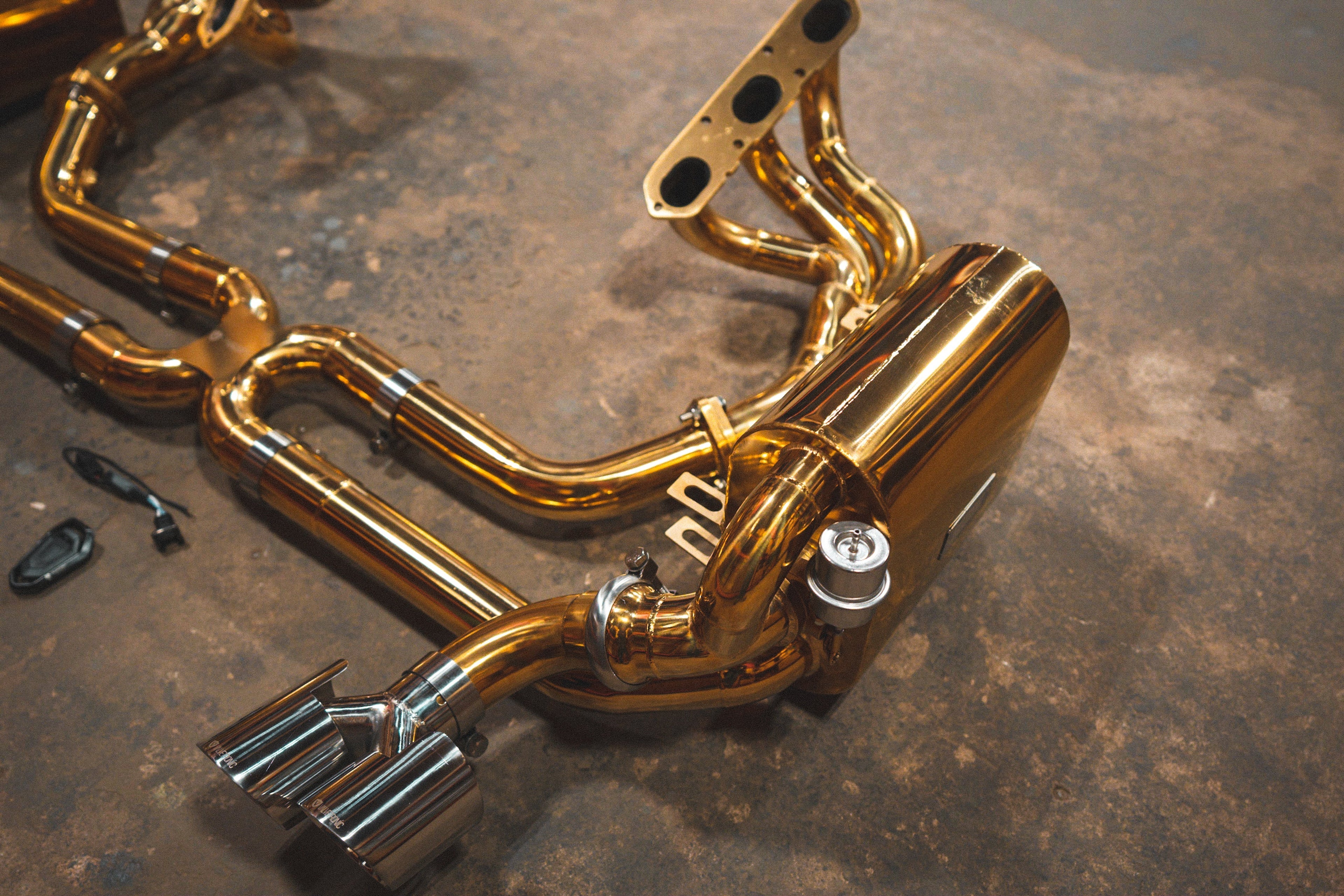 Valvetronic Valved Sport Exhaust System for Porsche 997 Carrera